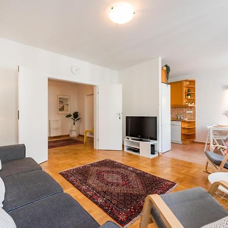New Town Spacious Apartment Warsaw Exterior photo