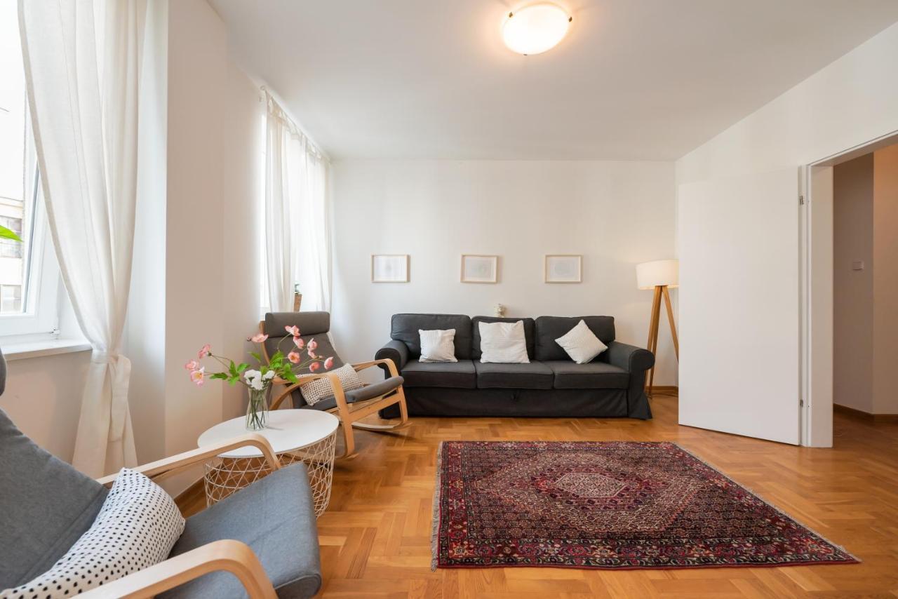 New Town Spacious Apartment Warsaw Exterior photo